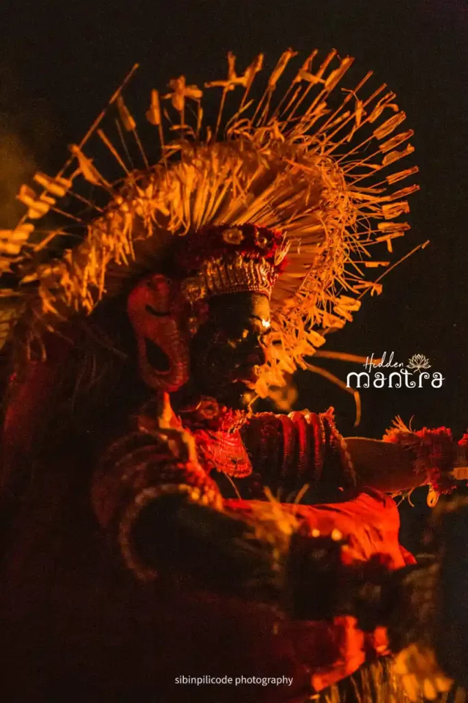 Maarana Gulikan Theyyam Pilicode - Hidden Mantra